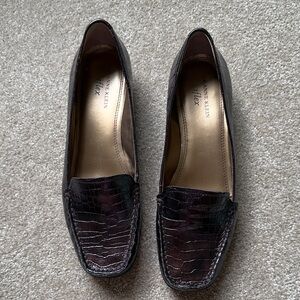 Like new Anne Klein Brown iflex loafers